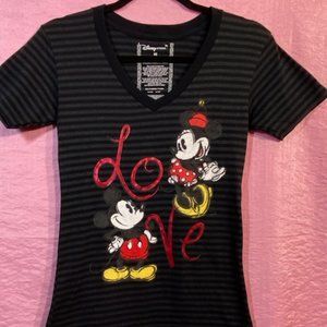 *Disney Store~Mickie & Minni~*Valentine's Love/Black & Gray Striped Tee~Shirt~XS